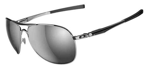 oakley plaintiff sunglasses.